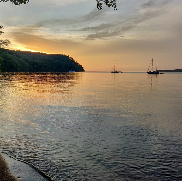 Meet your Posher, Thomas - Picture 1 of 1